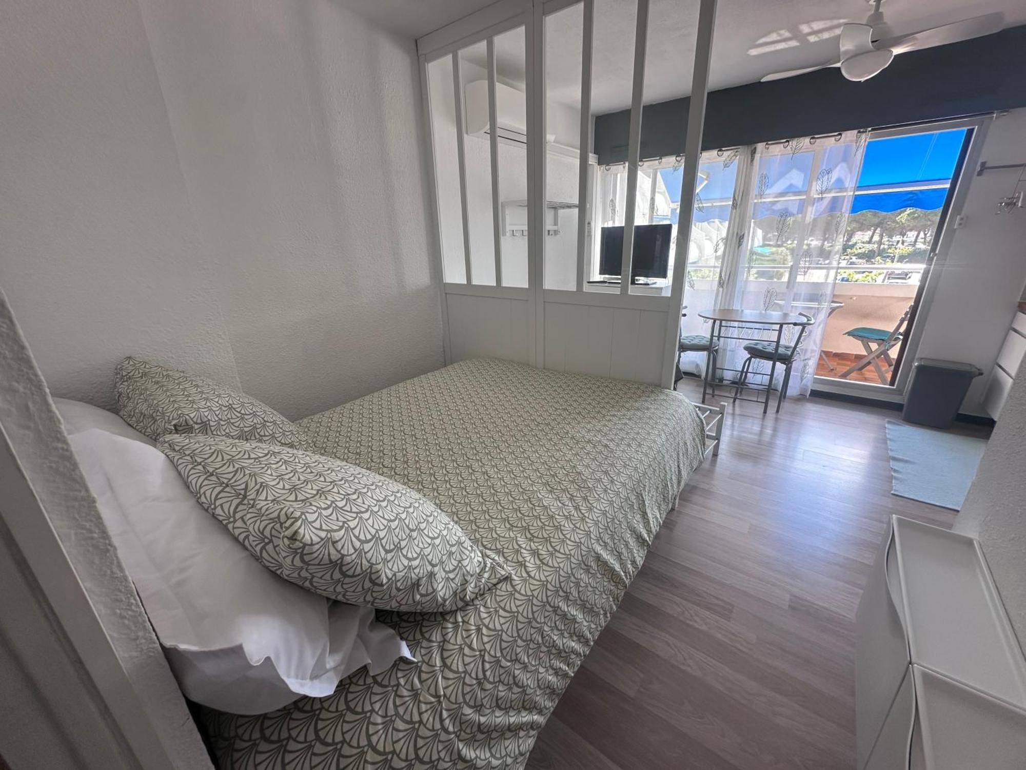 Beau Studio Climatise En Bord De Mer Et Wi-Fi Le Grau-du-Roi Ngoại thất bức ảnh